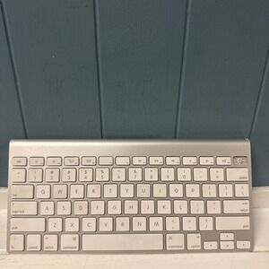 OEM Genuine Apple Bluetooth Wireless Keyboard‎ Model A1314 Mac